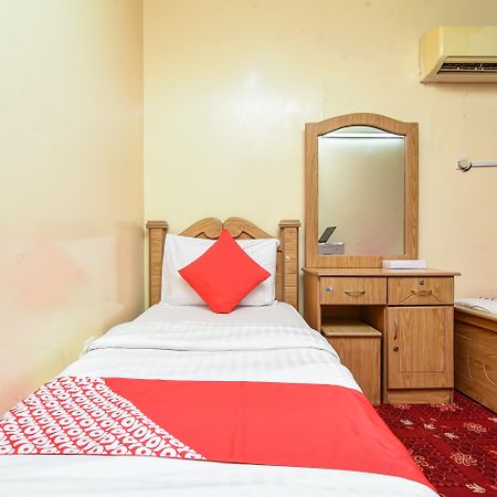 Oyo 157 Al Khaima Hotel Dubai Buitenkant foto