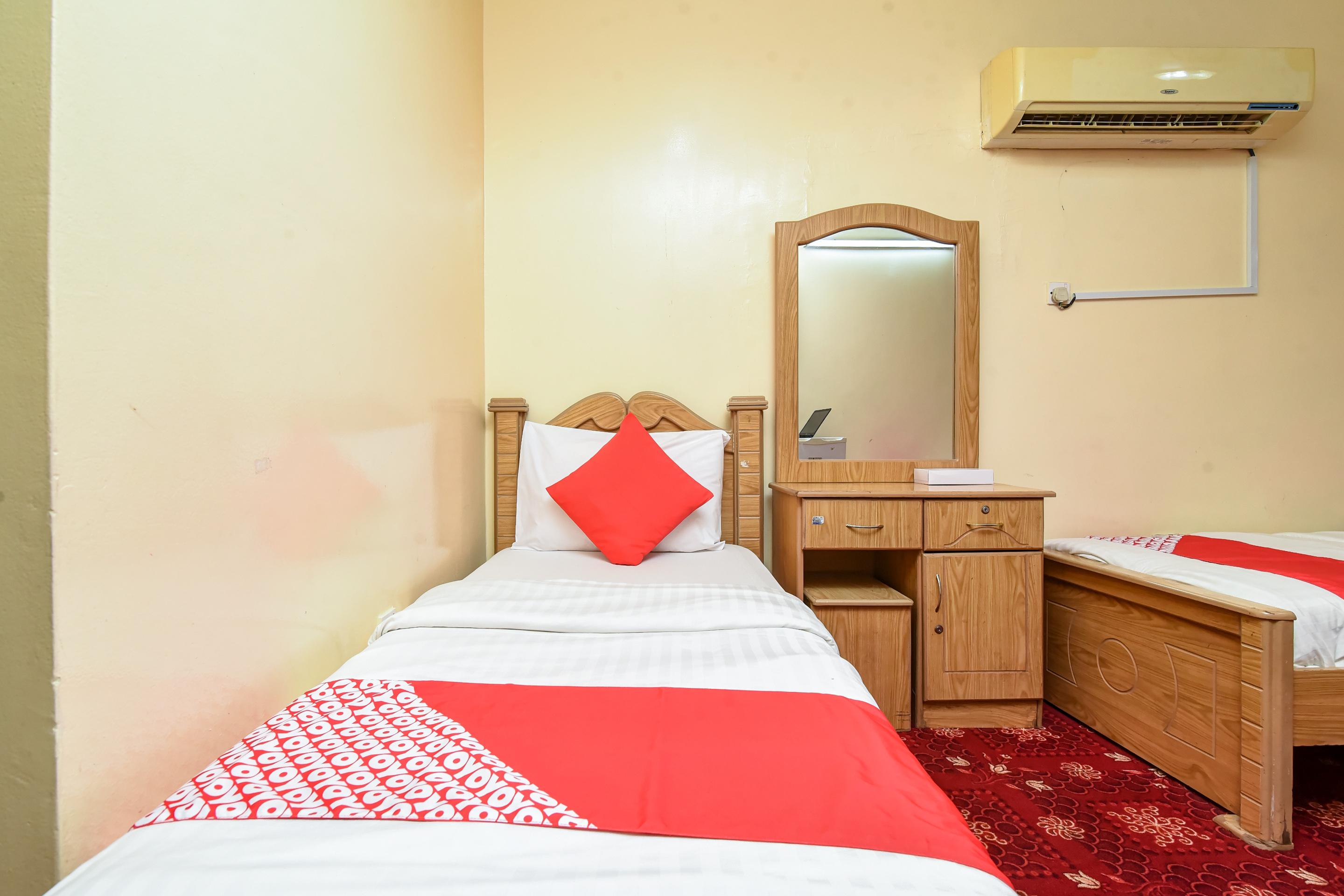 Oyo 157 Al Khaima Hotel Dubai Buitenkant foto